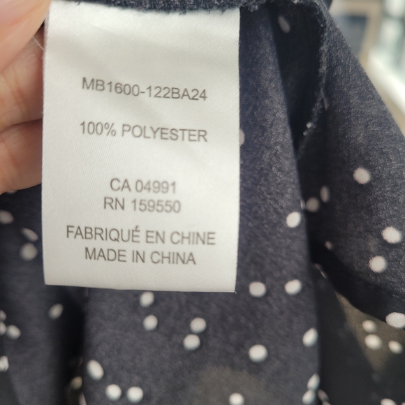 Sleeveless blouse - Picture 5 of 5